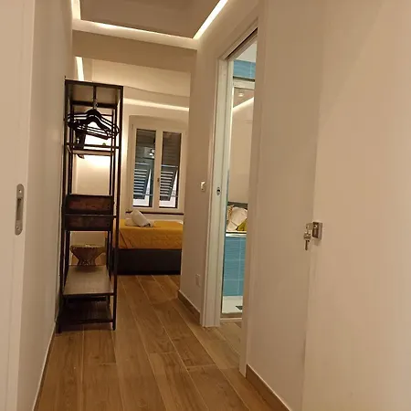 Al Porto 61 - For Rent Pensión Camogli