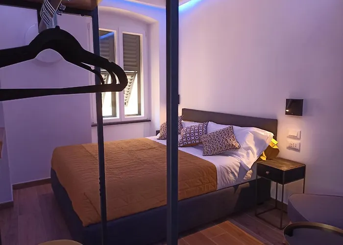 Al Porto 61 - For Rent Guest house Camogli
