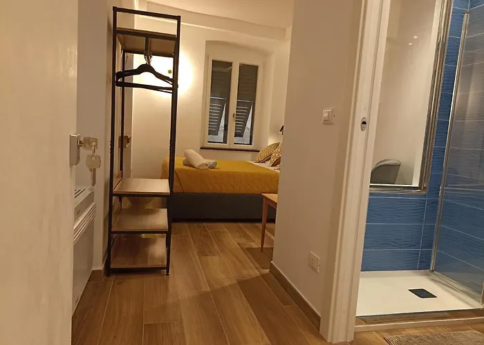 Al Porto 61 - For Rent Affittacamere 4*